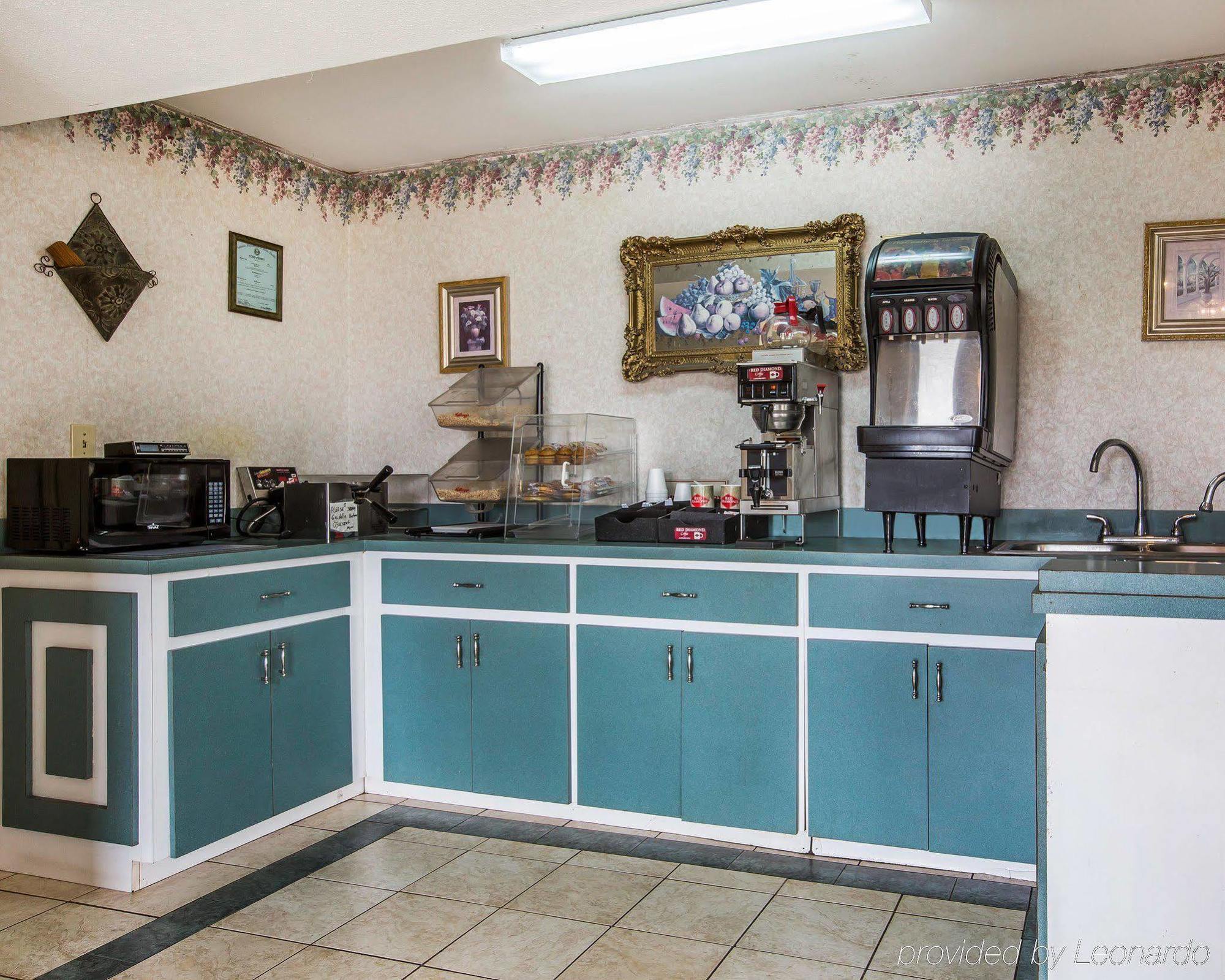 Rodeway Inn Montgomery Esterno foto